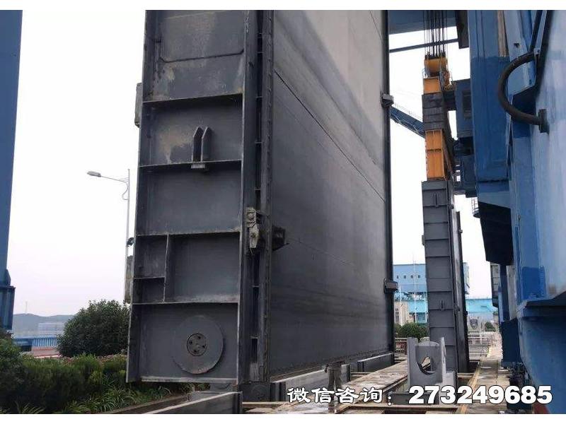 云县大坝拦水闸门